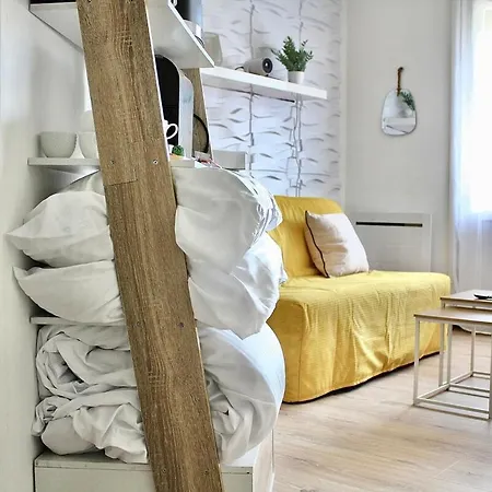 Petit - Metro B - Hopital Lyon Sud Apartmán